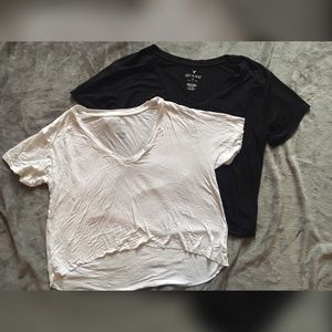 2 SUPER Soft Crop Tops